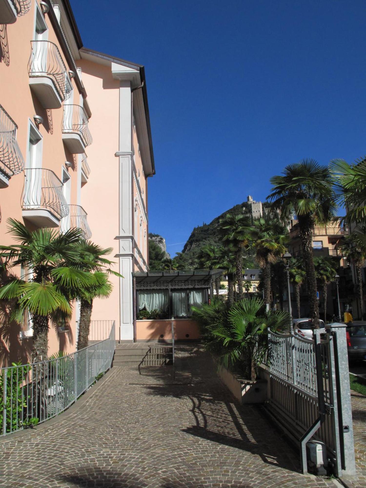 Hotel Olivo 3*
